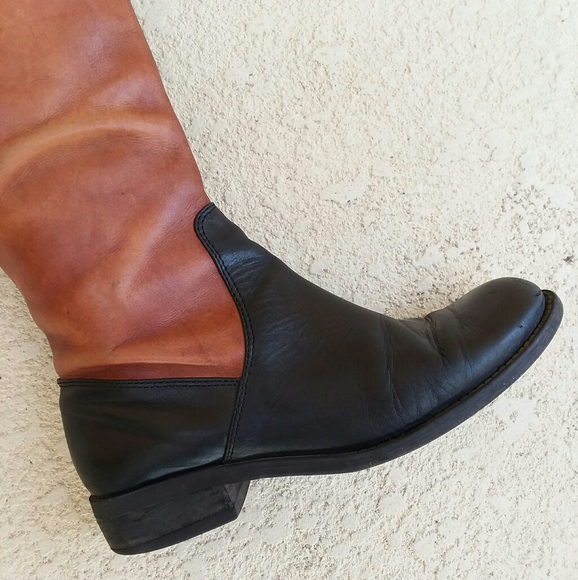 VINCE CAMUTO 2 Tone Riding Boots Size 6.5 - Picture 4 of 6